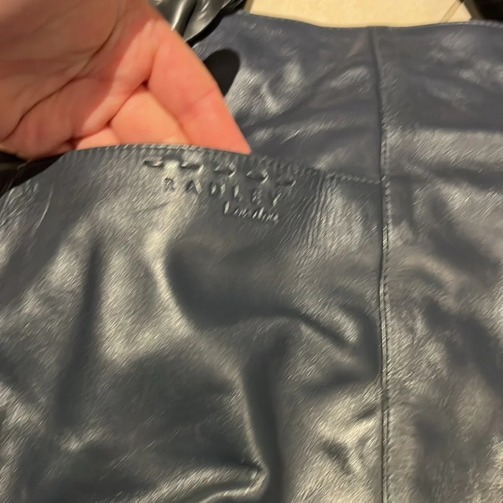 Radley London - 100% leather Elegant Navy Leather Tote Bag- excellent condition